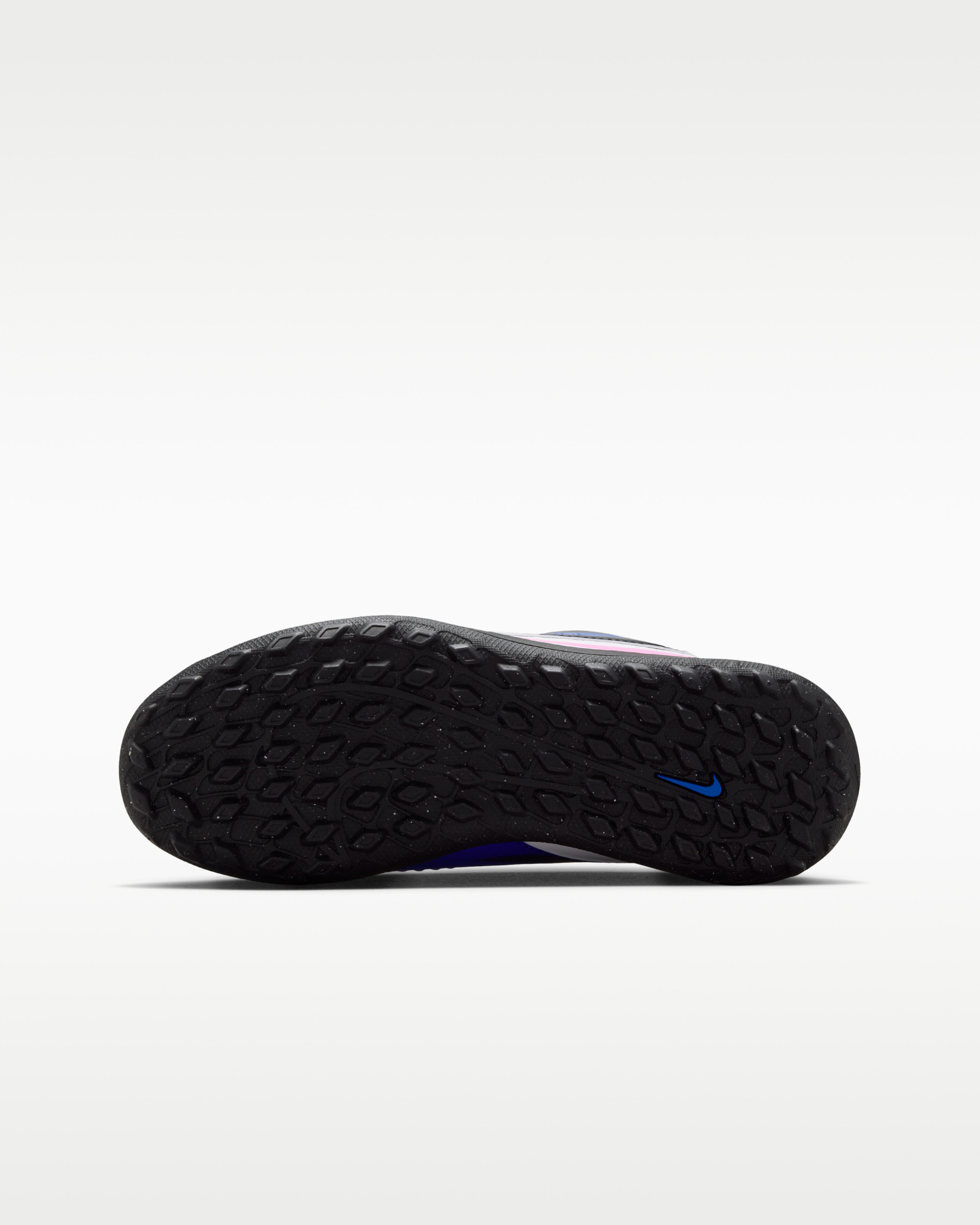 Сороконіжки Nike JR PHANTOM 6 LOW CLUB TF HQ2006-446