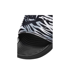 Шльопанці Nike W VICTORI ONE SLIDE PRINT CN9676-011