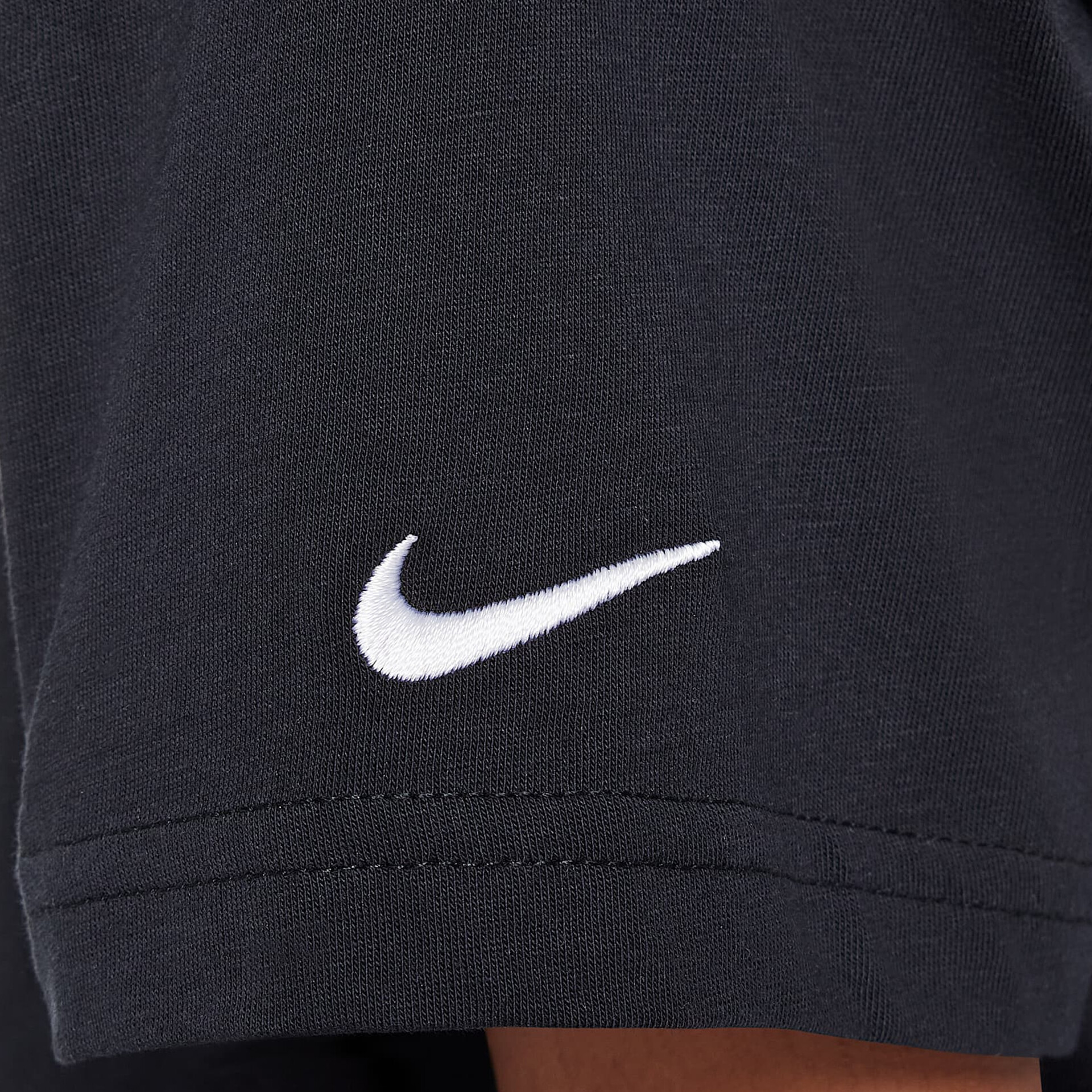 Футболка HM6303-010 Nike HM6303-010