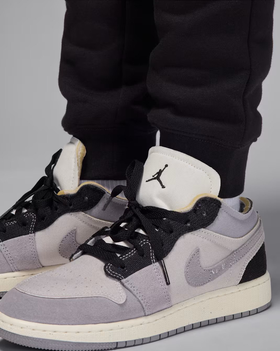 Штани 95F105-023 Nike 95F105-023