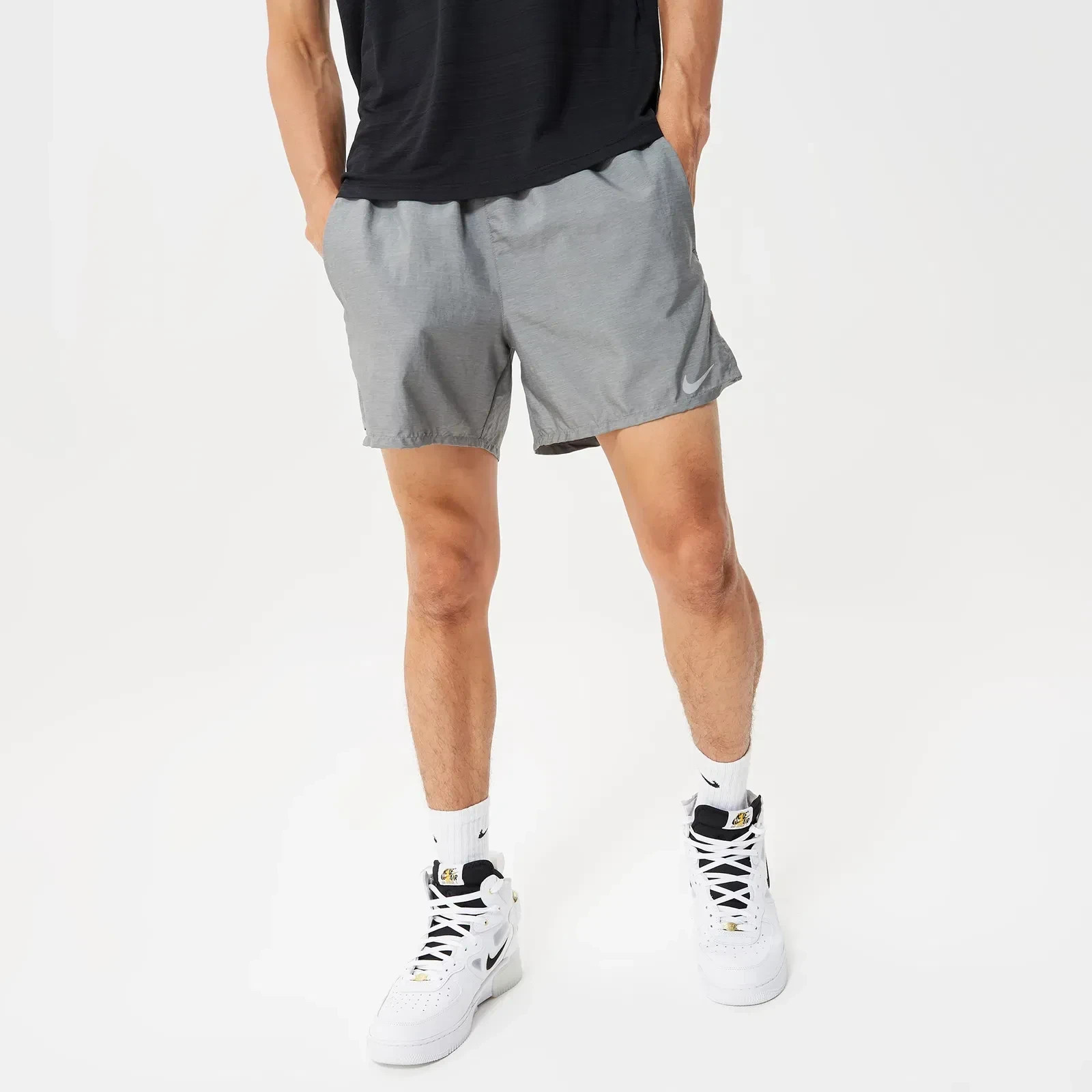 Шорти Nike Mens Dri-Fit Challenger 5 CZ9062-084