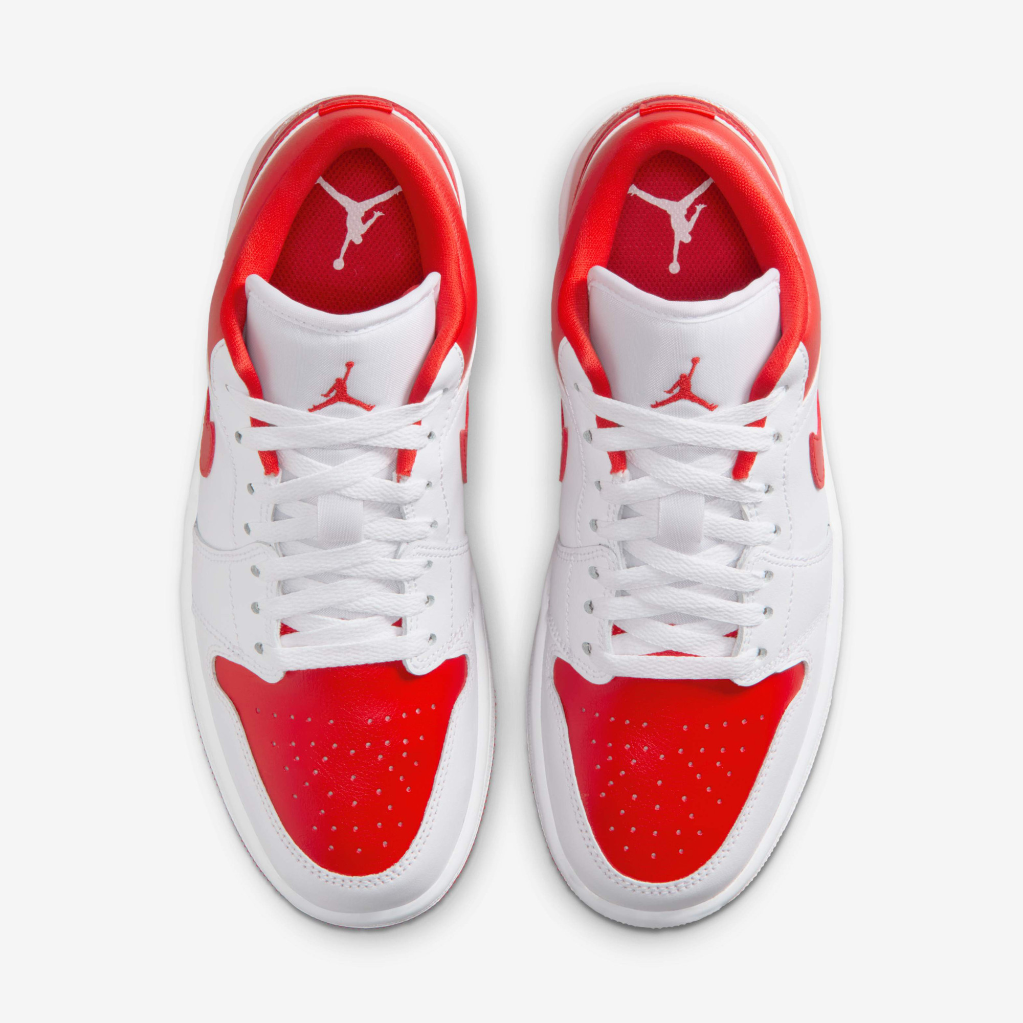 Кросівки Jordan WMNS AIR 1 LOW DC0774-110