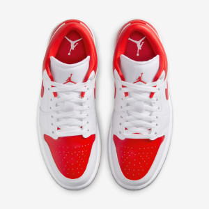 Кросівки Jordan WMNS AIR 1 LOW DC0774-110