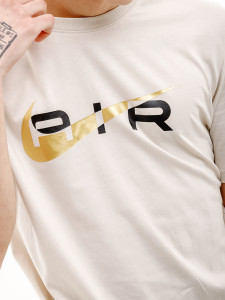 Футболка Nike M SW AIR GRAPHIC TEE FN7704-104