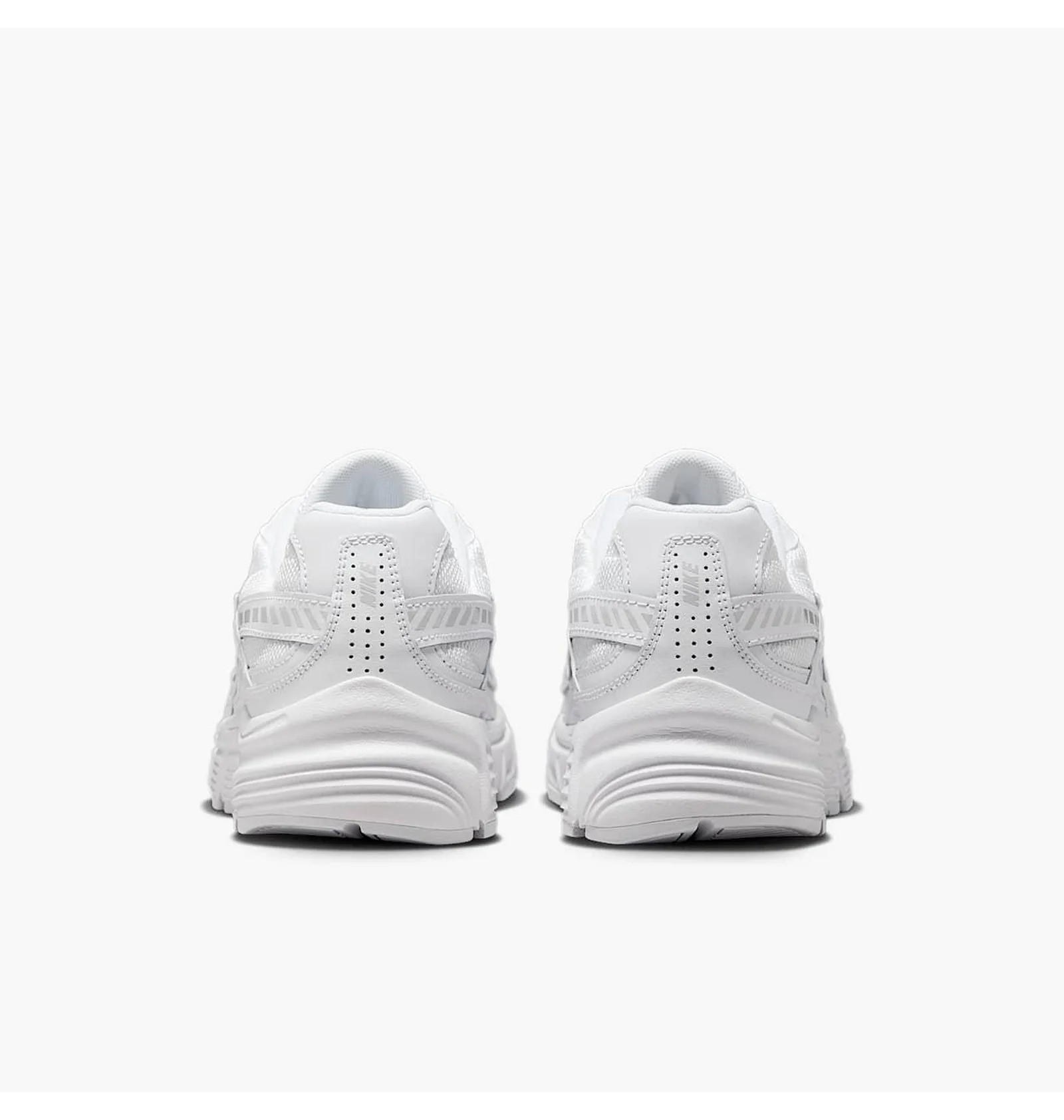 Кросівки Nike Initiator White/Metallic (394053‑100) 394053-100