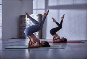 Килимок для йоги Adidas Yoga Mat темно-зелений Уні 176 х 61 х 0,8 см ADYG-10100RG