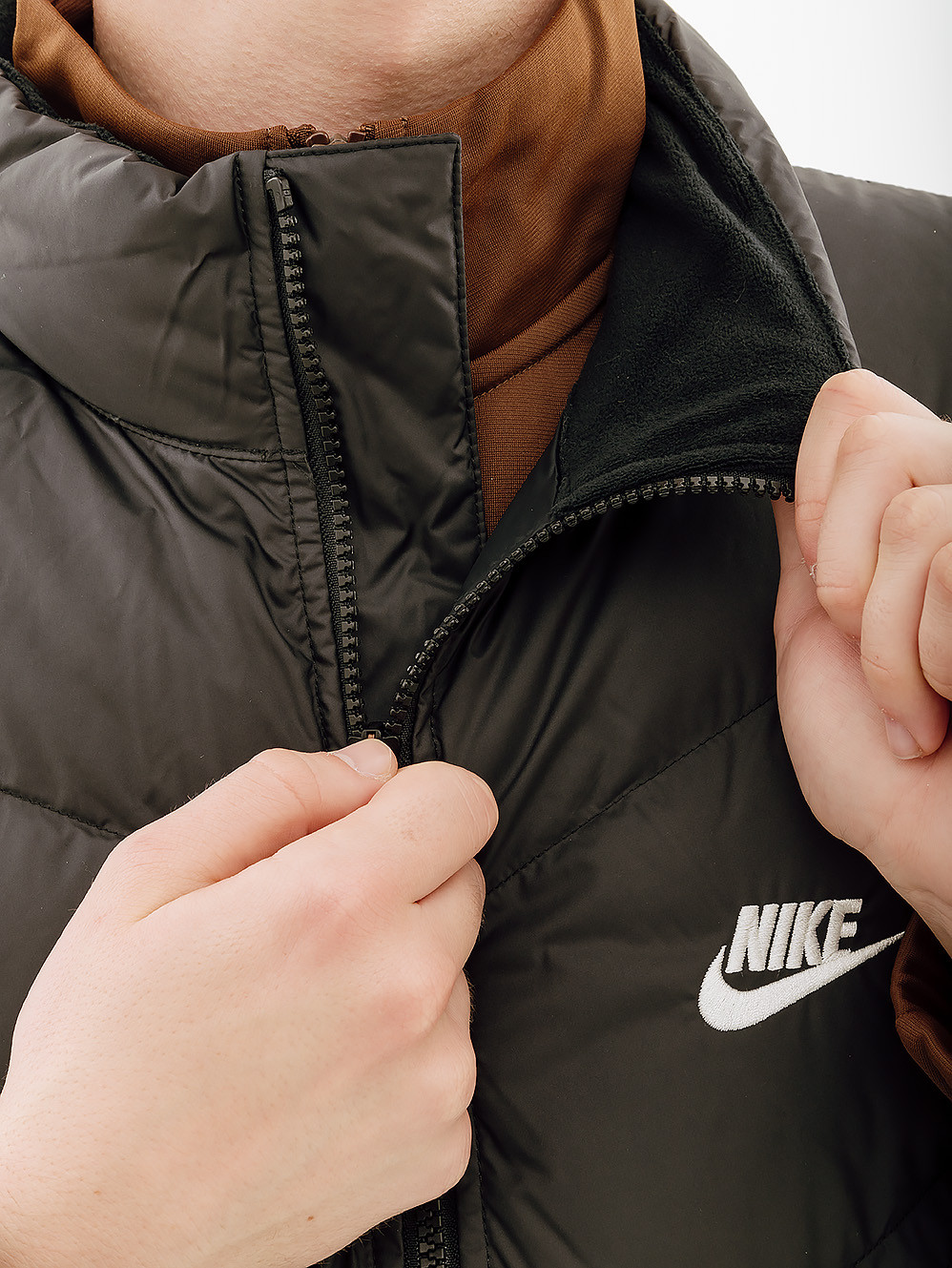 Жилетка Nike M NK SF WR PL-FLD VEST FB8193-010
