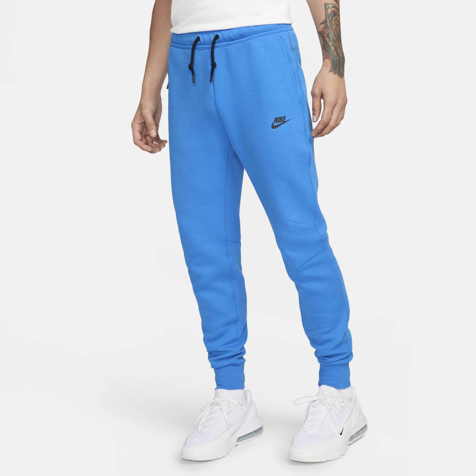 Штани чоловічі Nike Nsw Tech Fleece Joggers Light Blue FB8002-435