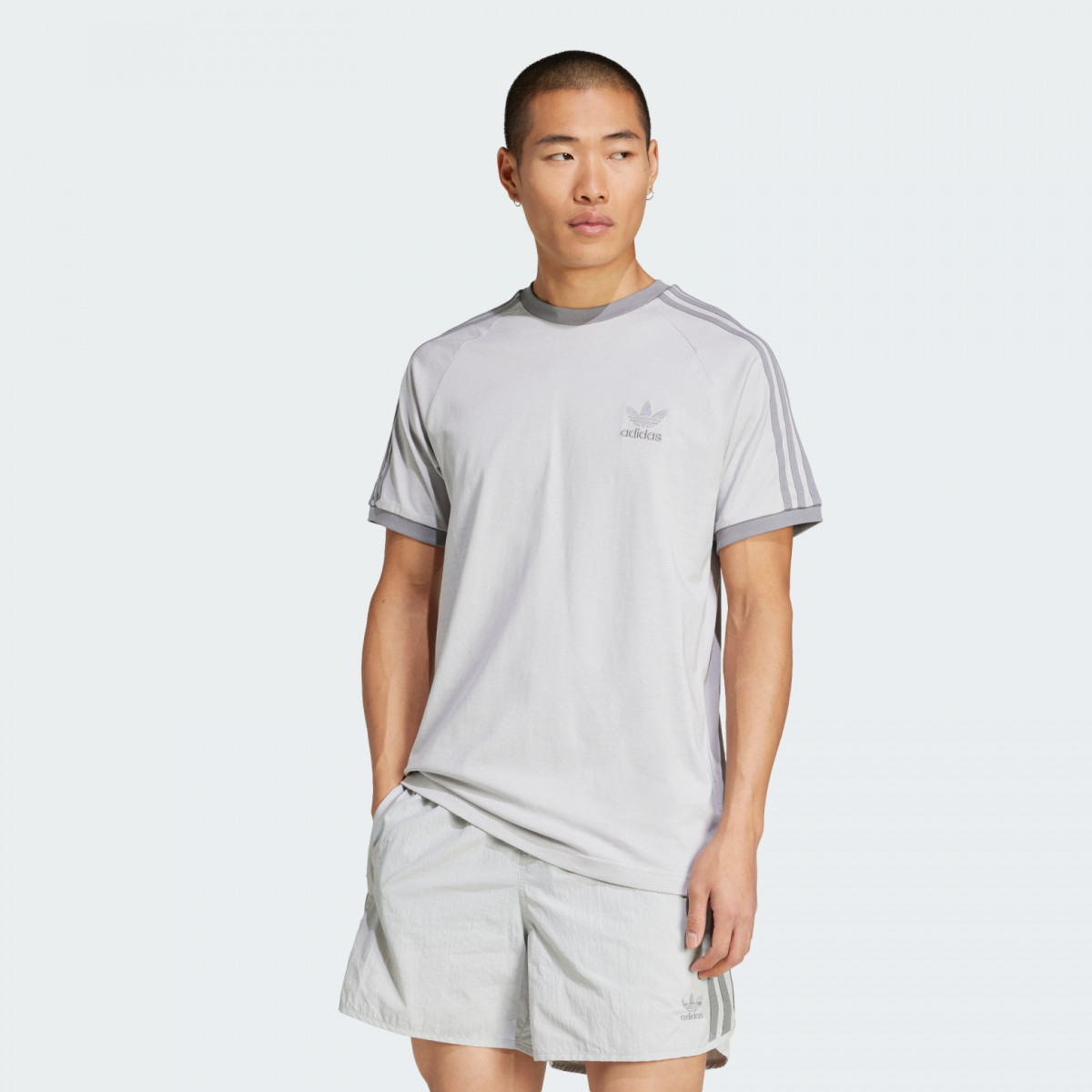 Футболка UNI 3-STRIPES TEE JN7016 Adidas 2XL Сірий JN7016