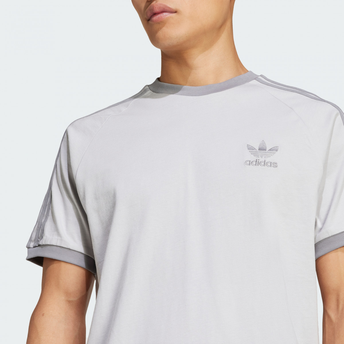 Футболка UNI 3-STRIPES TEE JN7016 Adidas 2XL Сірий JN7016