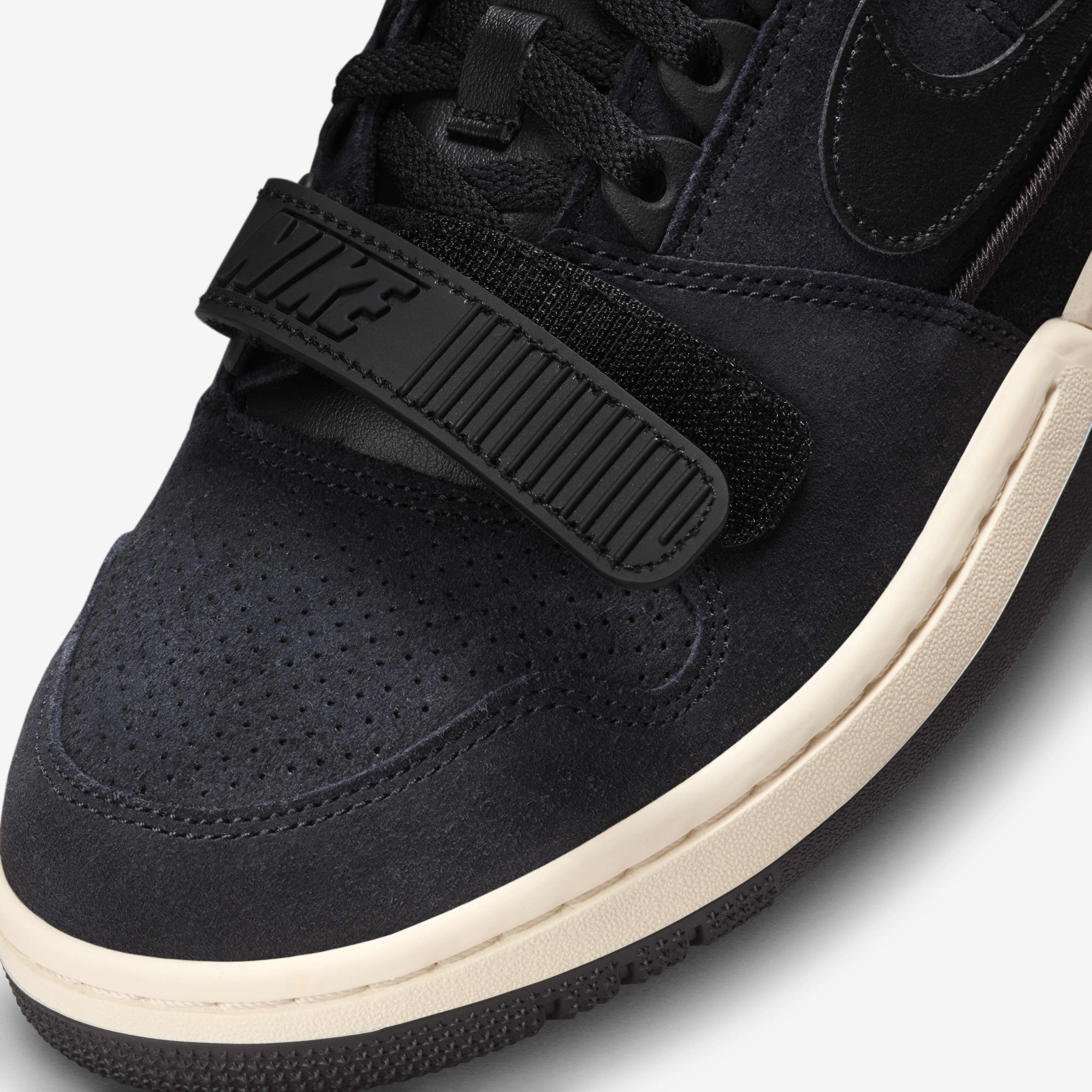 Кросівки чоловічі Nike Af88 Black FN6594-002