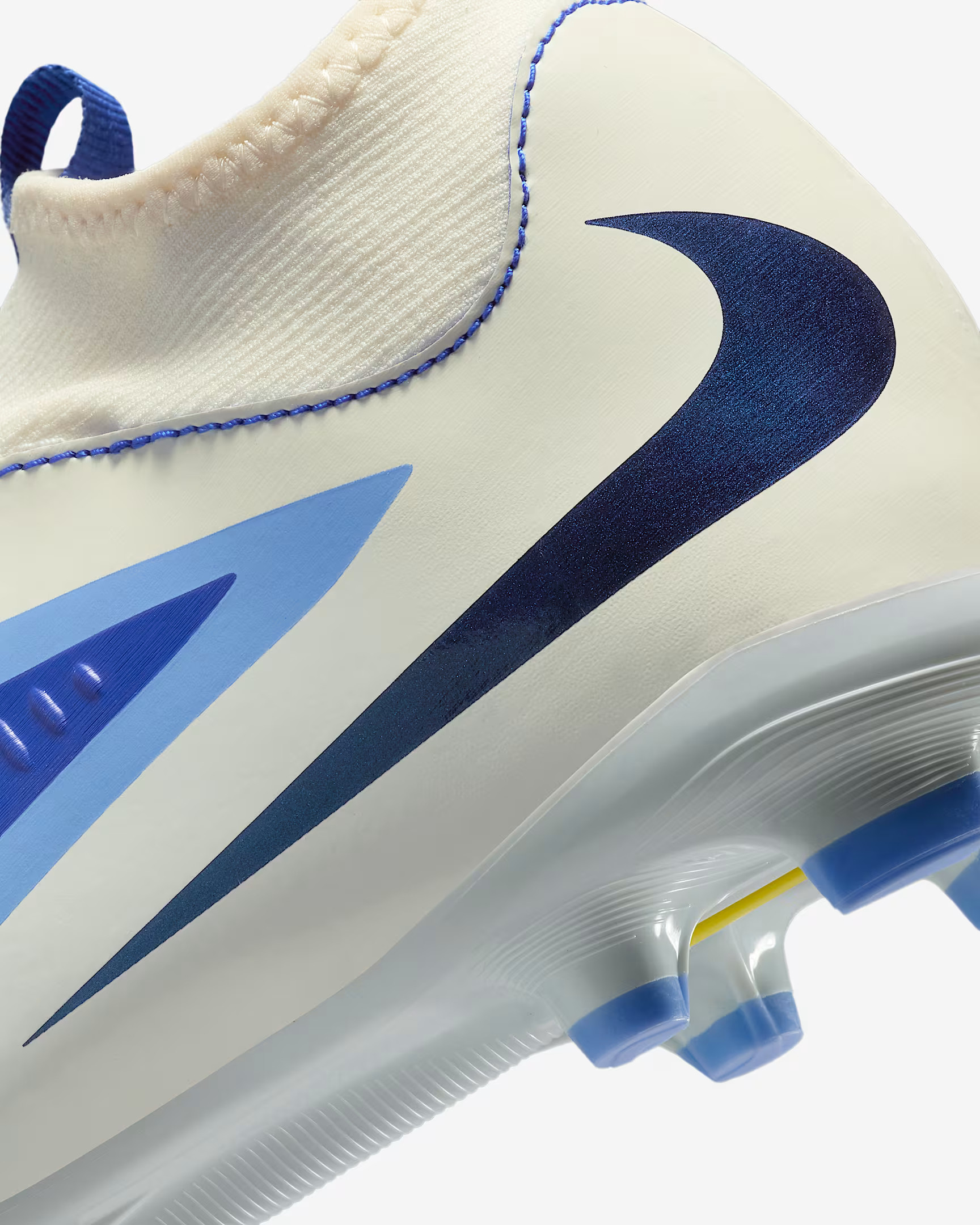 Бутси Nike JR PHANTOM 6 HIGH ACAD FG LV8 HQ2044-400