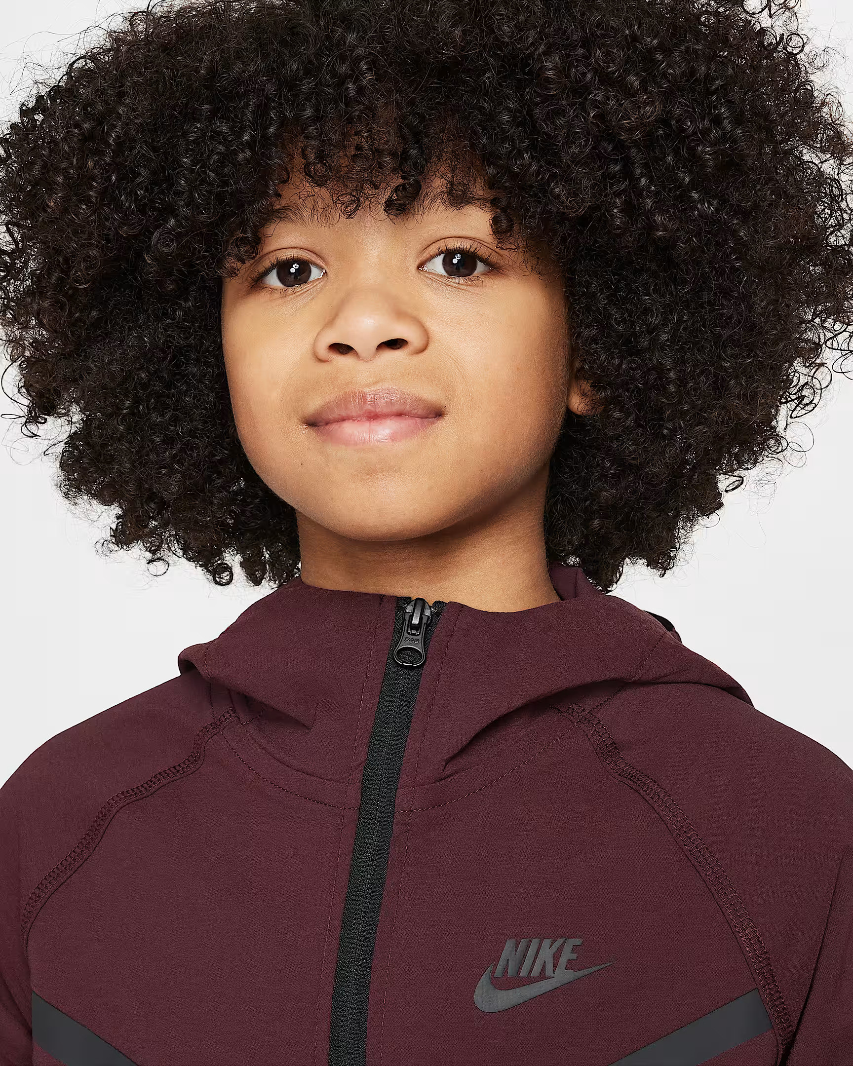 Вітровка Nike Sportswear Windrunner HQ8911-652