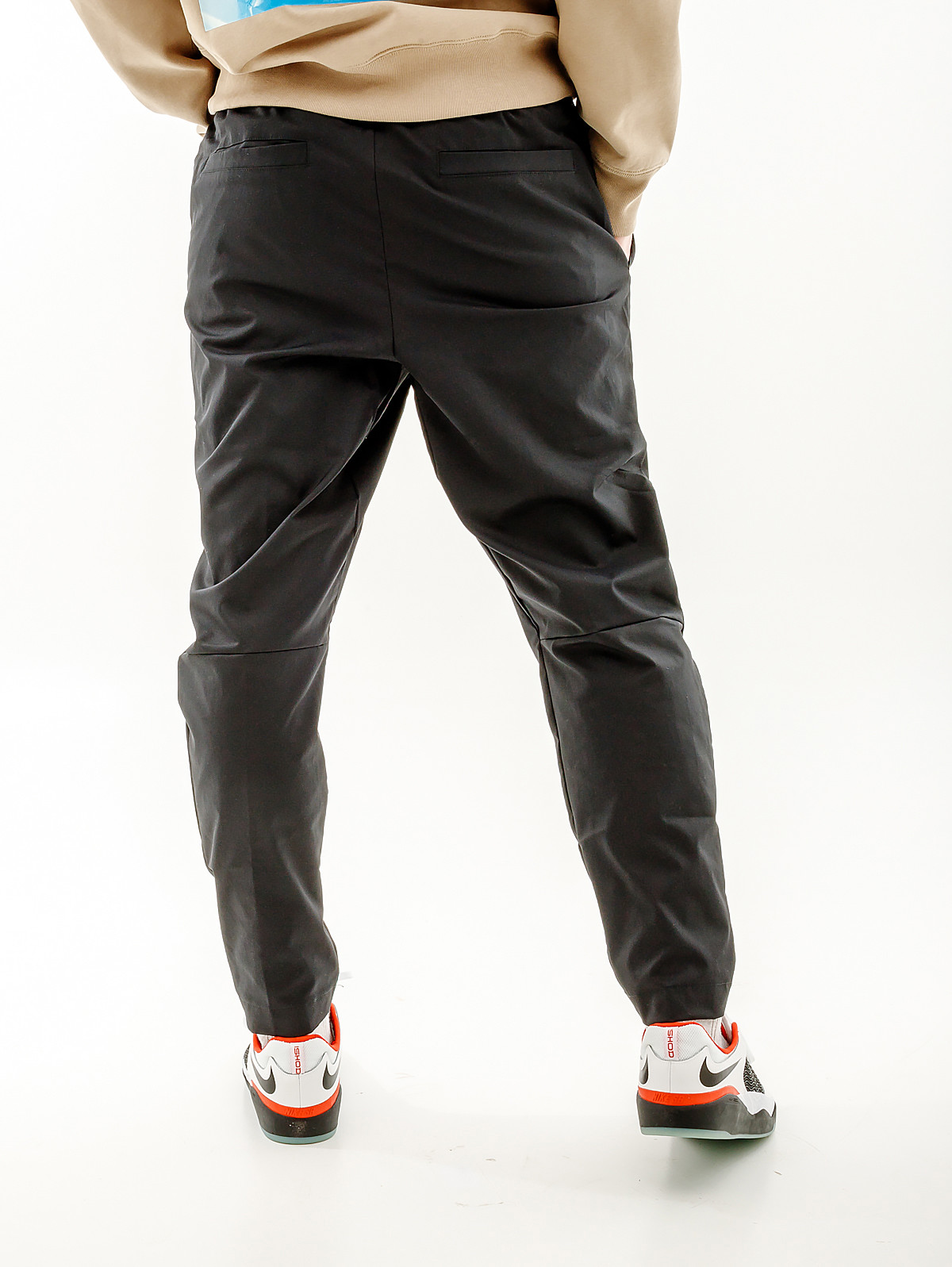 Штани Nike M NK CLUB WVN TAPER LEG PANT DX0623-010