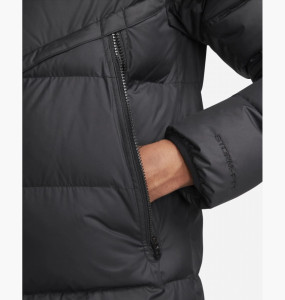 Пуховик чоловічий Nike Primaloft Sportswear Storm-Fit Windrunner Air Max Black FN0244-010