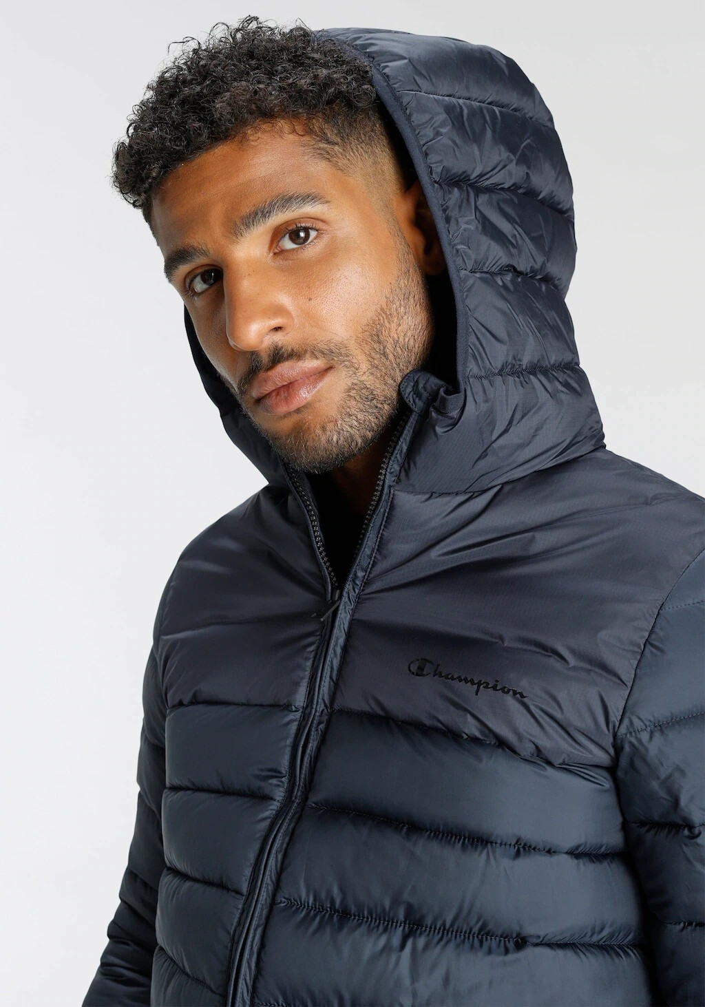 Куртка CHAMPION hooded jacket 218073