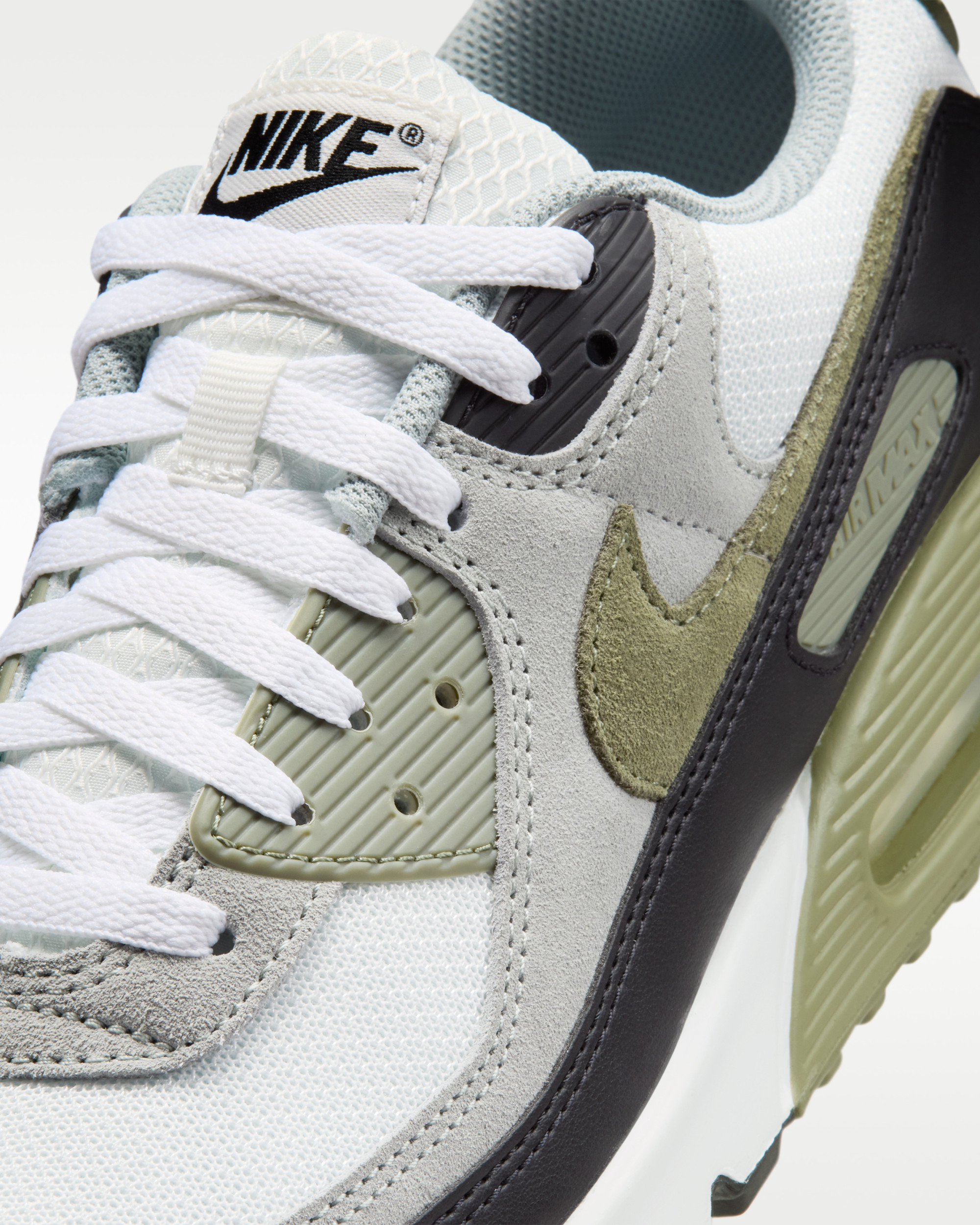 Кросівки Nike AIR MAX 90 DM0029-121