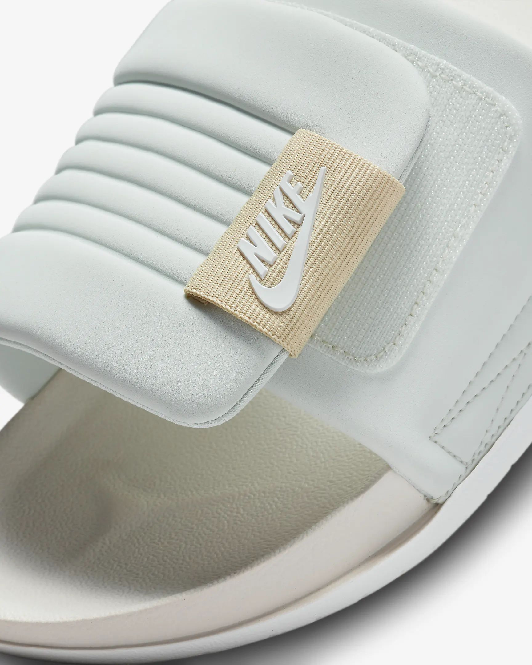 Тапочки Nike Offcourt Adjust Slide DQ9624-003