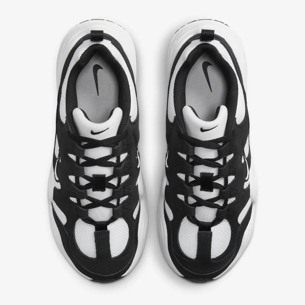 Кросівки Nike W TECH HERA DR9761-101