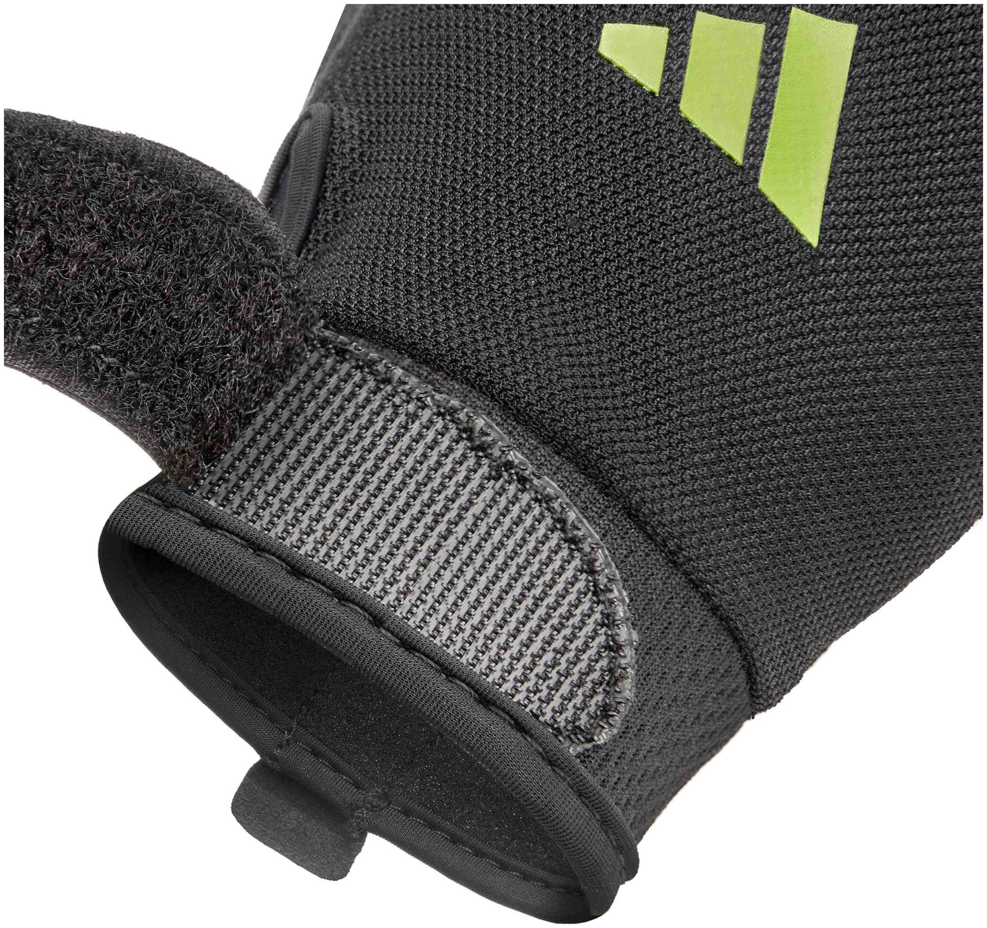 Рукавиці для тренінгу Adidas Essential Training Gloves чорний, зелений Уні M ADGB-15002GN