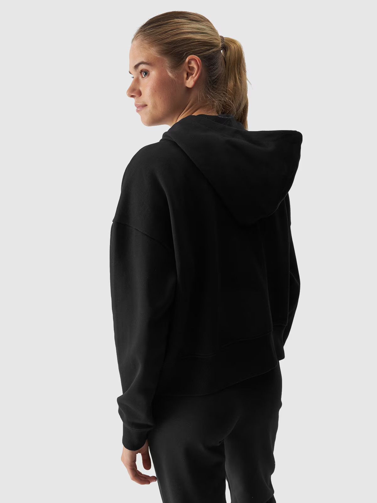 Худі SWEATSHIRT F1306 4FWAW24TSWSF1306-20S 4F L Чорний 4FWAW24TSWSF1306-20S