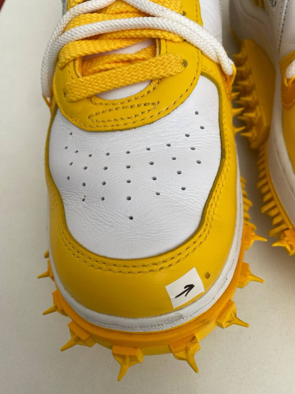 Кросівки Nike AIR FORCE 1 MID SP LTHR (Клас В) DR0500-101-R