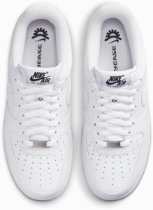 Кросівки жіночі Nike Air Force 1 07 Flyease (DX5883-100) DX5883-100