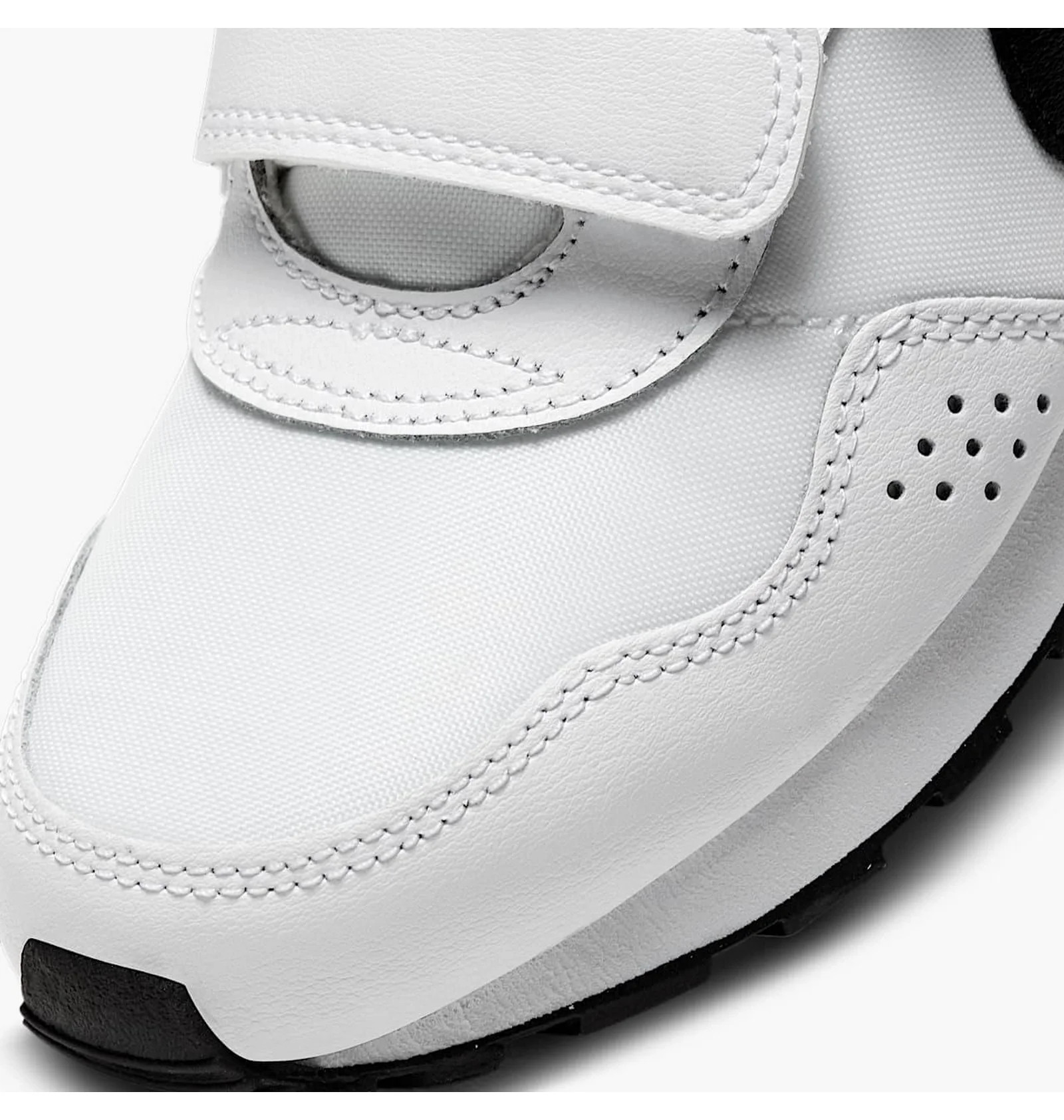 Кросівки Nike MD Valiant CN8559-100