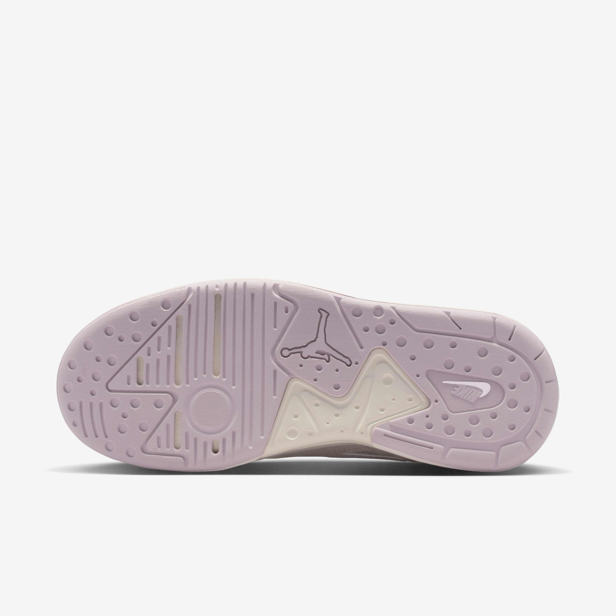 Кросівки Jordan WMNS CMFT ERA HJ6778-001