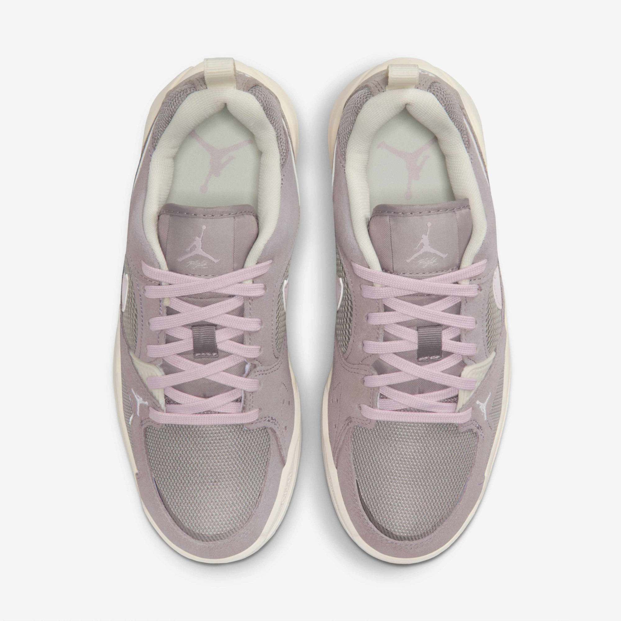 Кросівки Jordan WMNS CMFT ERA HJ6778-001