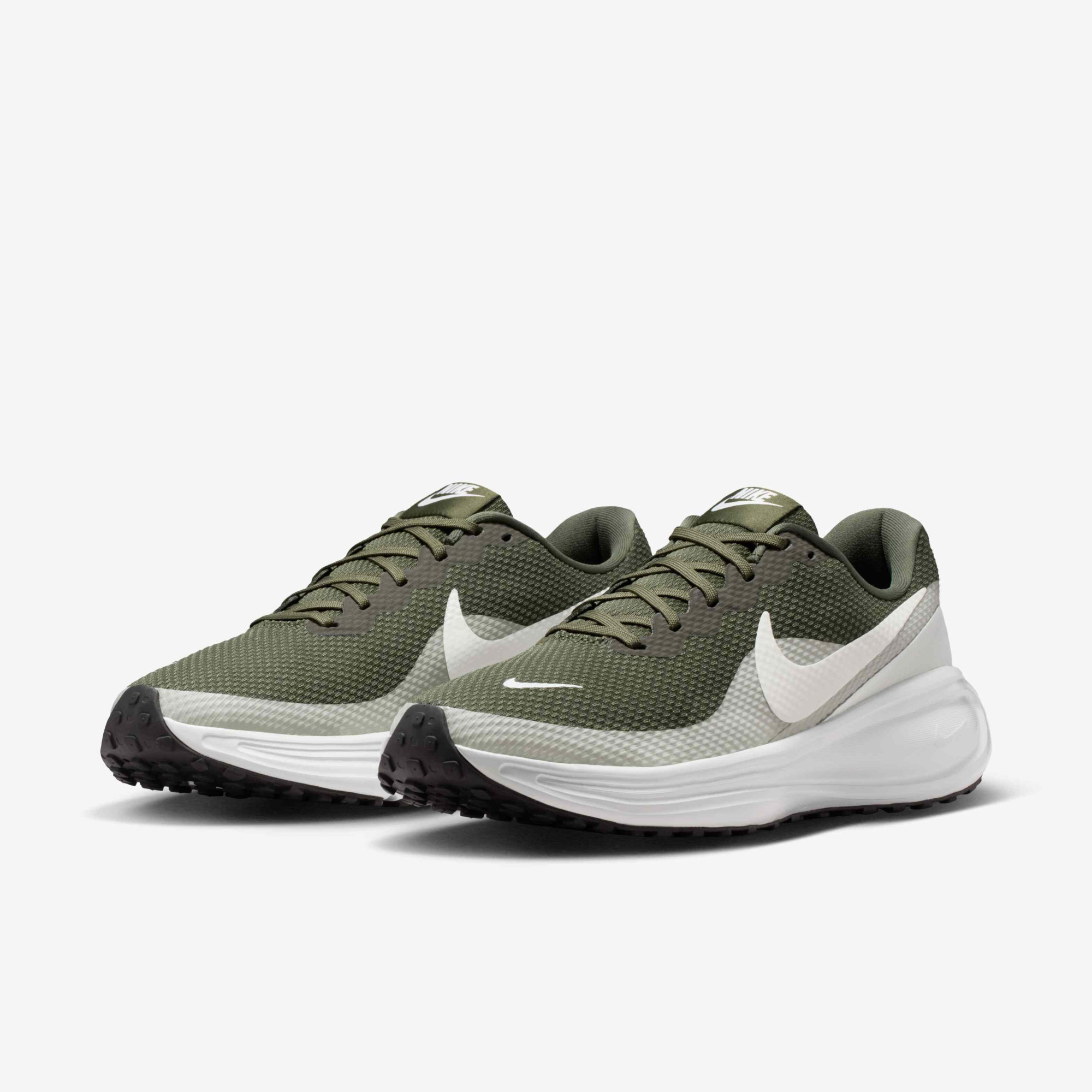 Кросівки Nike REVOLUTION 8 HJ9198-303