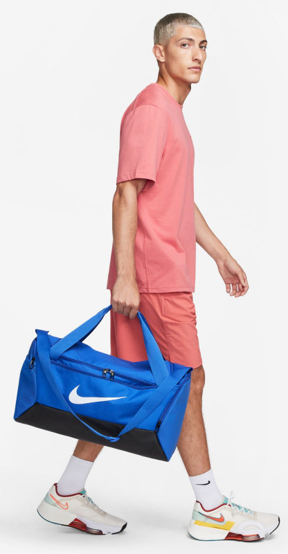 Сумка Nike NK BRSLA S DUFF - 9.5 41L чорний, синій Уні 51x28х28 см DM3976-480