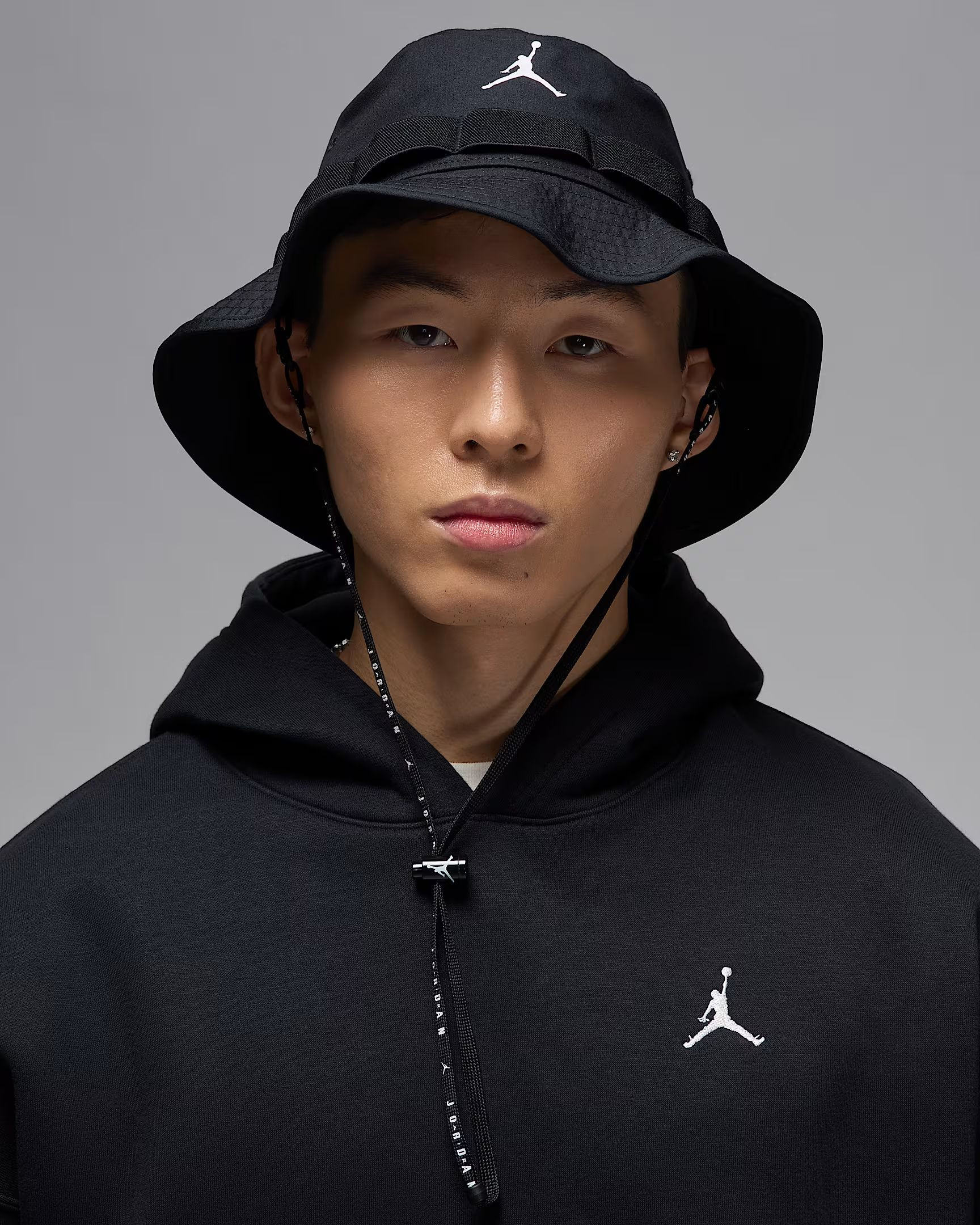 Панама Jordan U J APEX BUCKET JUMPMAN HM5753-010