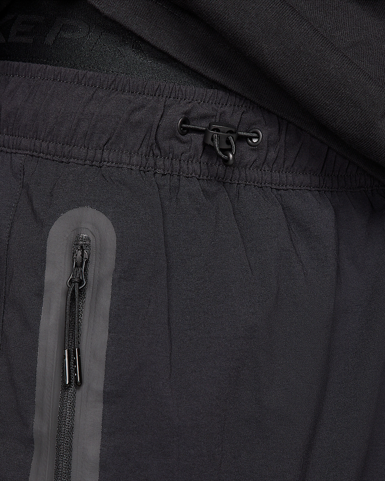 Штани чоловічі Nike Tech Black HM7158-010