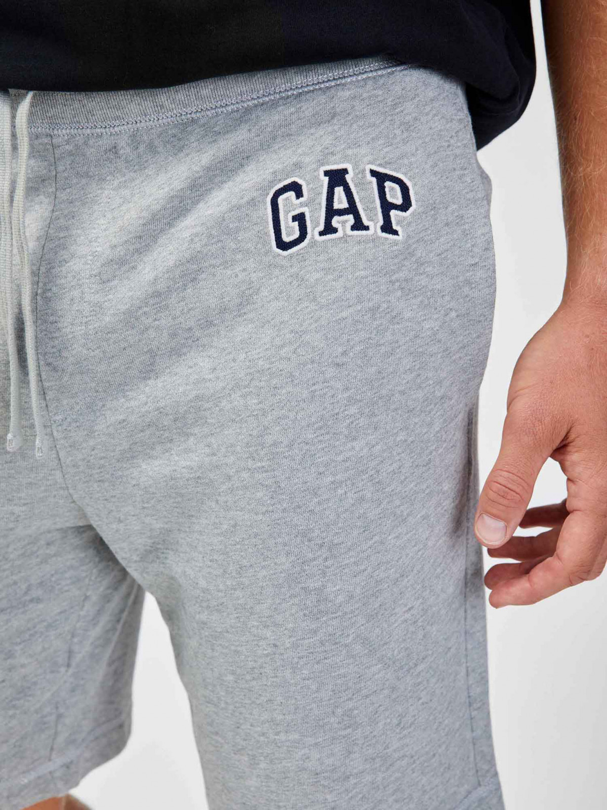 Шорти XLS FT MINI ARCH SHORT 787059-00 GAP L Сірий 787059-00