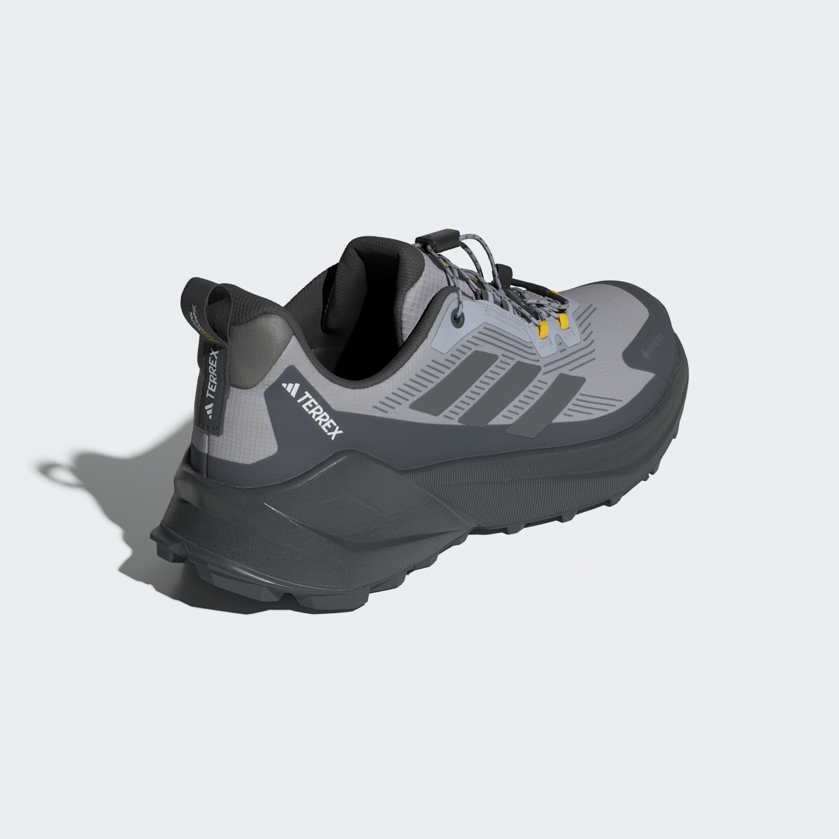 Кросівки TERREX TRAILMAKER 2 GTX x NG IH5009 Adidas 8,5 (42,5) Темно-сірий IH5009