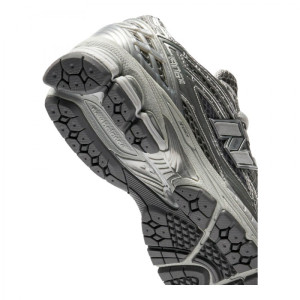 Кросівки New Balance 1906R M1906REH