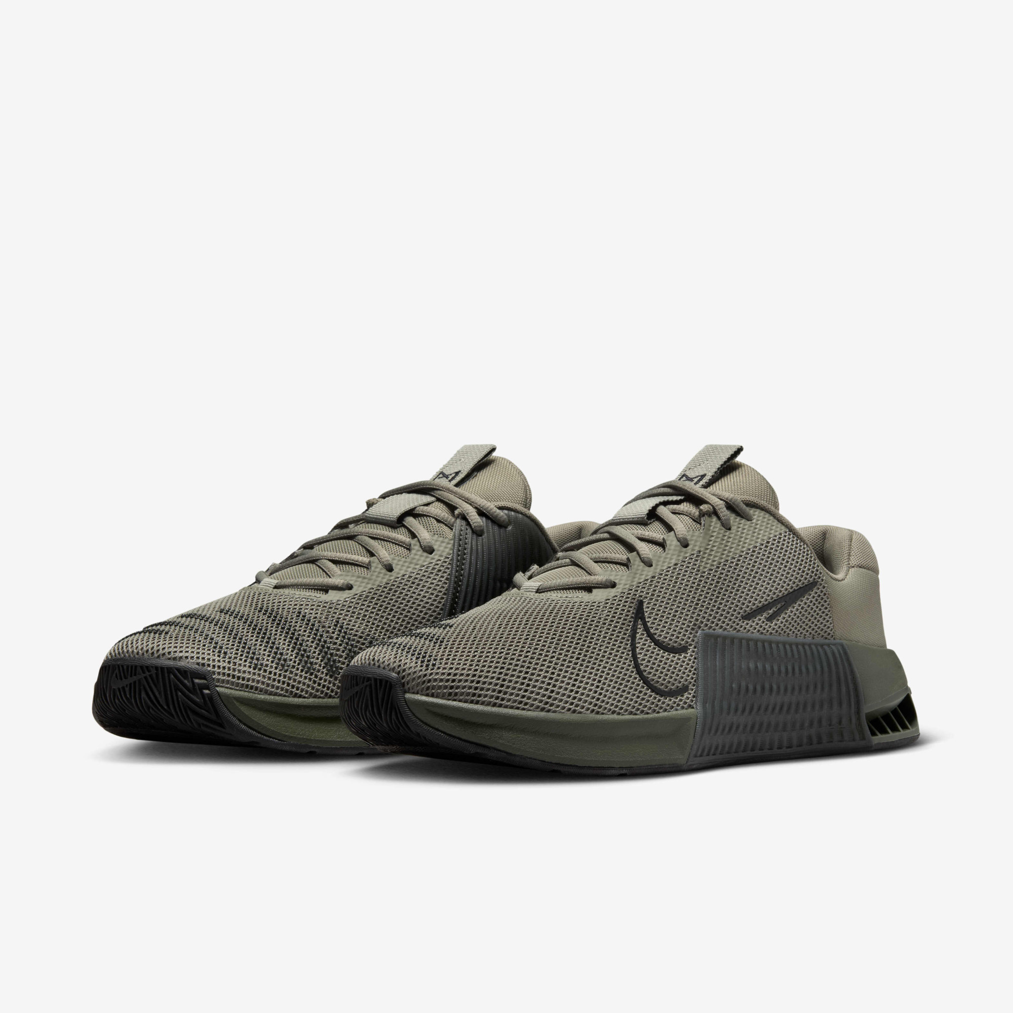 Кросівки чоловічі Nike Metcon 9 Olive DZ2617-301