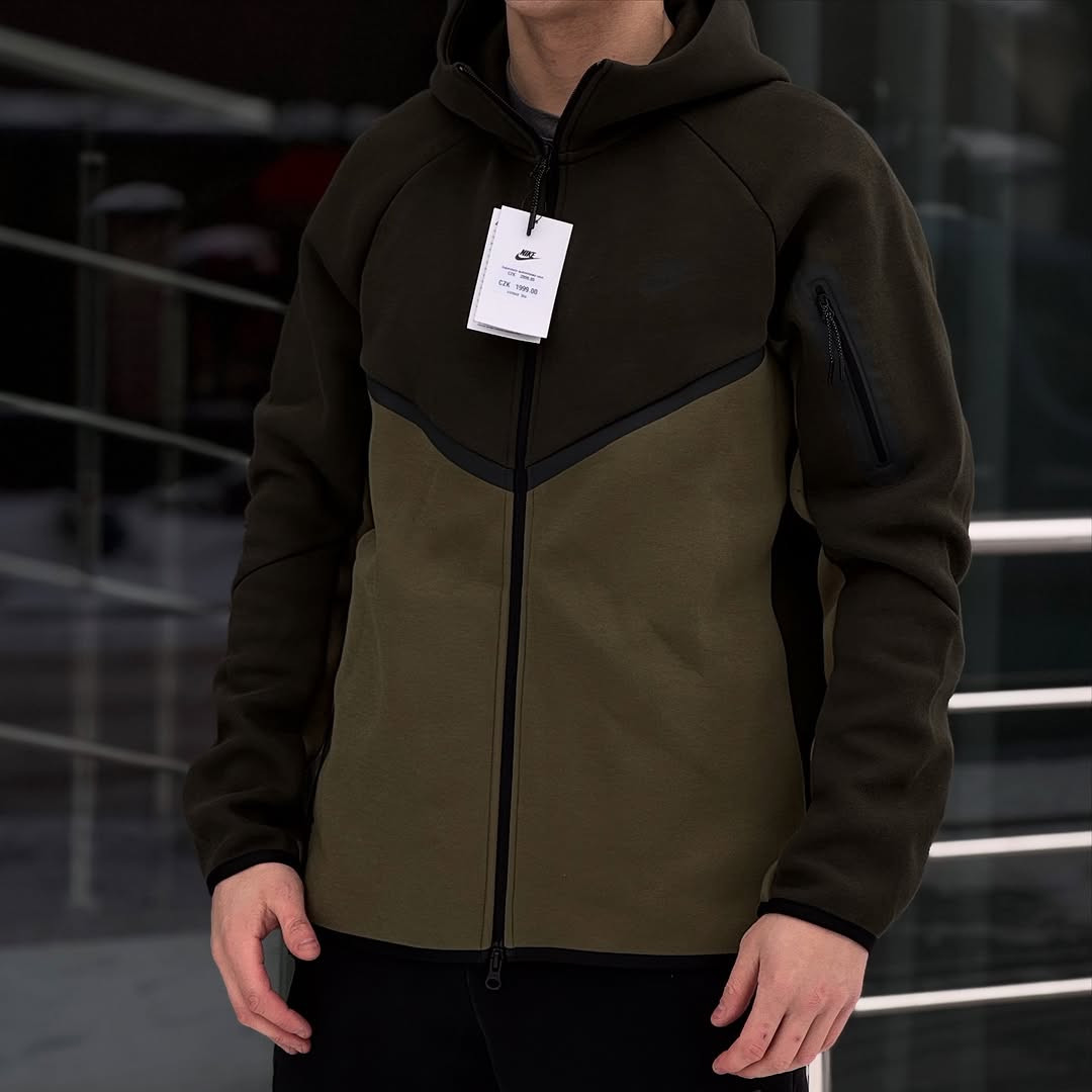 Кофта Nike Tech Fleece HV0949-335