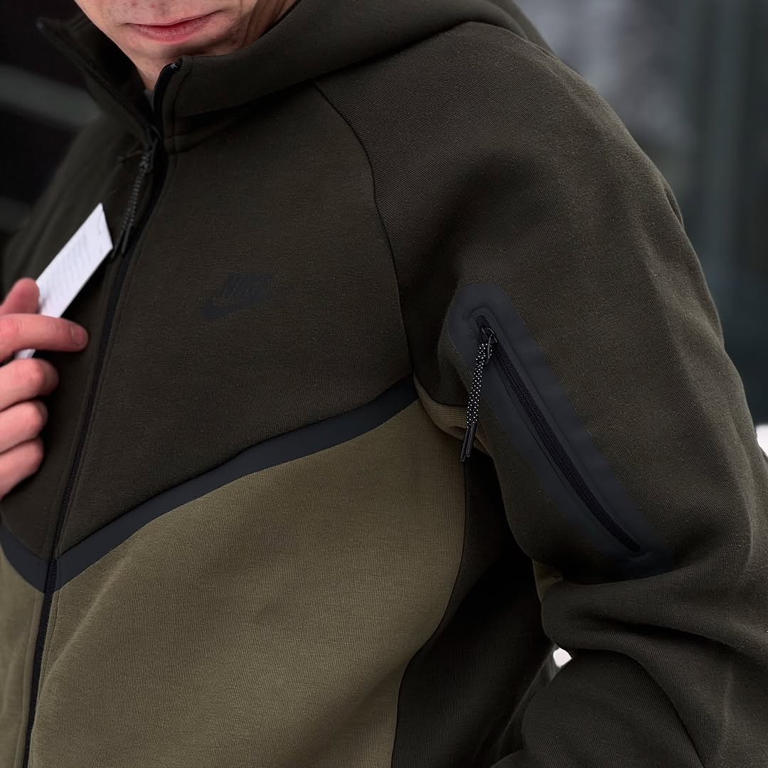 Кофта Nike Tech Fleece HV0949-335