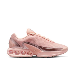 Кросівки жіночі Nike Air Max Dn "Washed Coral" (HV4861-601) HV4861-601