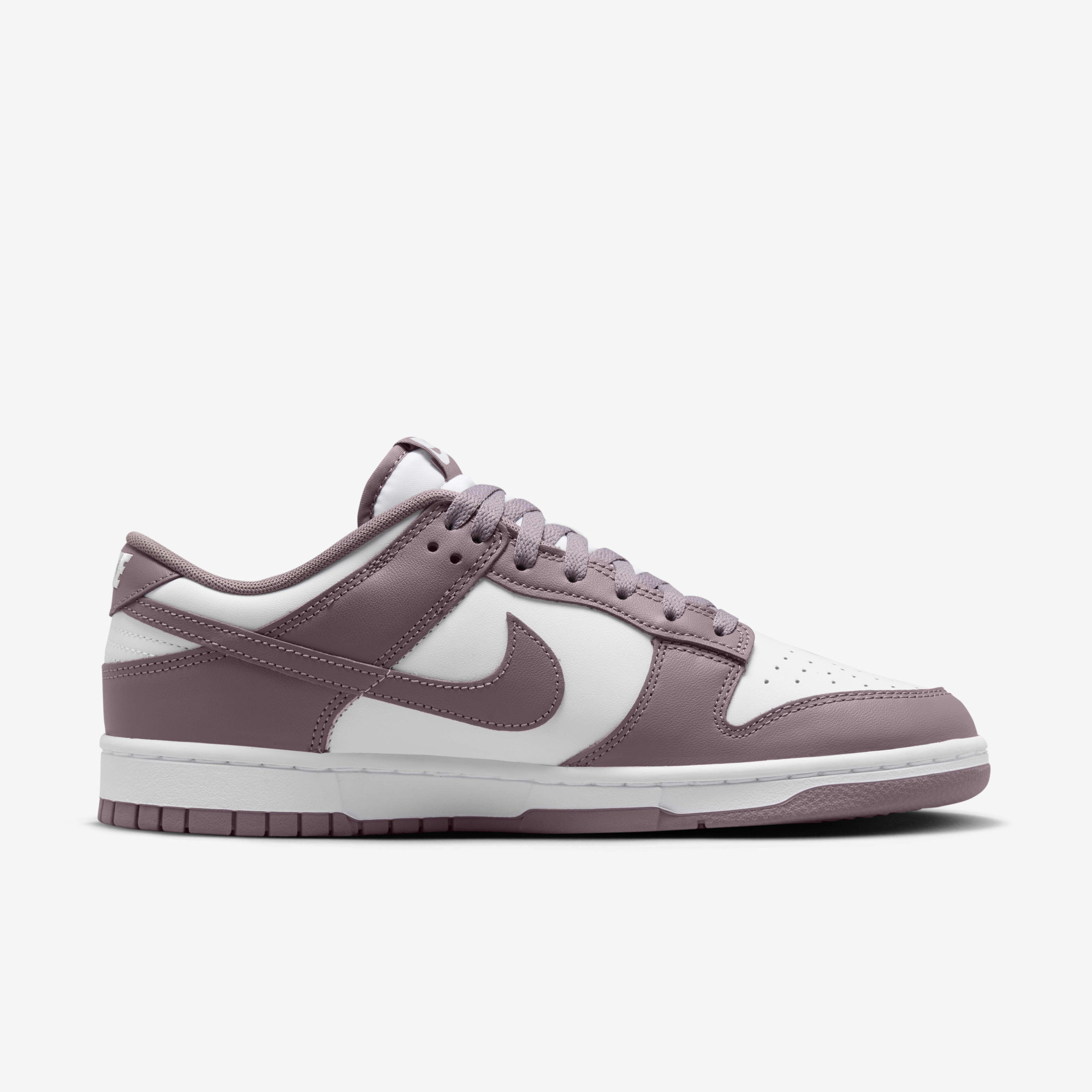 Кросівки Nike Dunk Low Brown/White DV0833-112