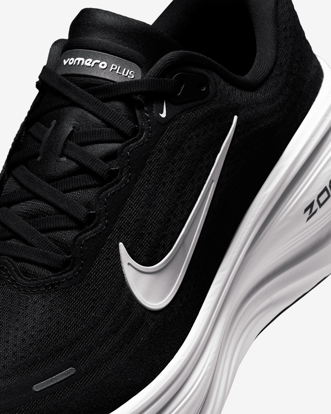 Кросівки Nike VOMERO PLUS WIDE IH3251-001