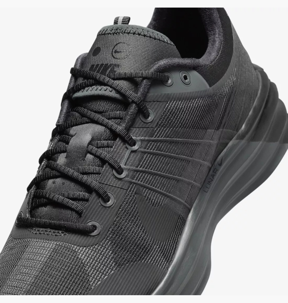 Кросівки Nike Lunar Roam DV2440-002