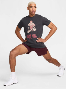 Футболка чоловіча Nike Iykyk Fitness Grey HJ3611-070