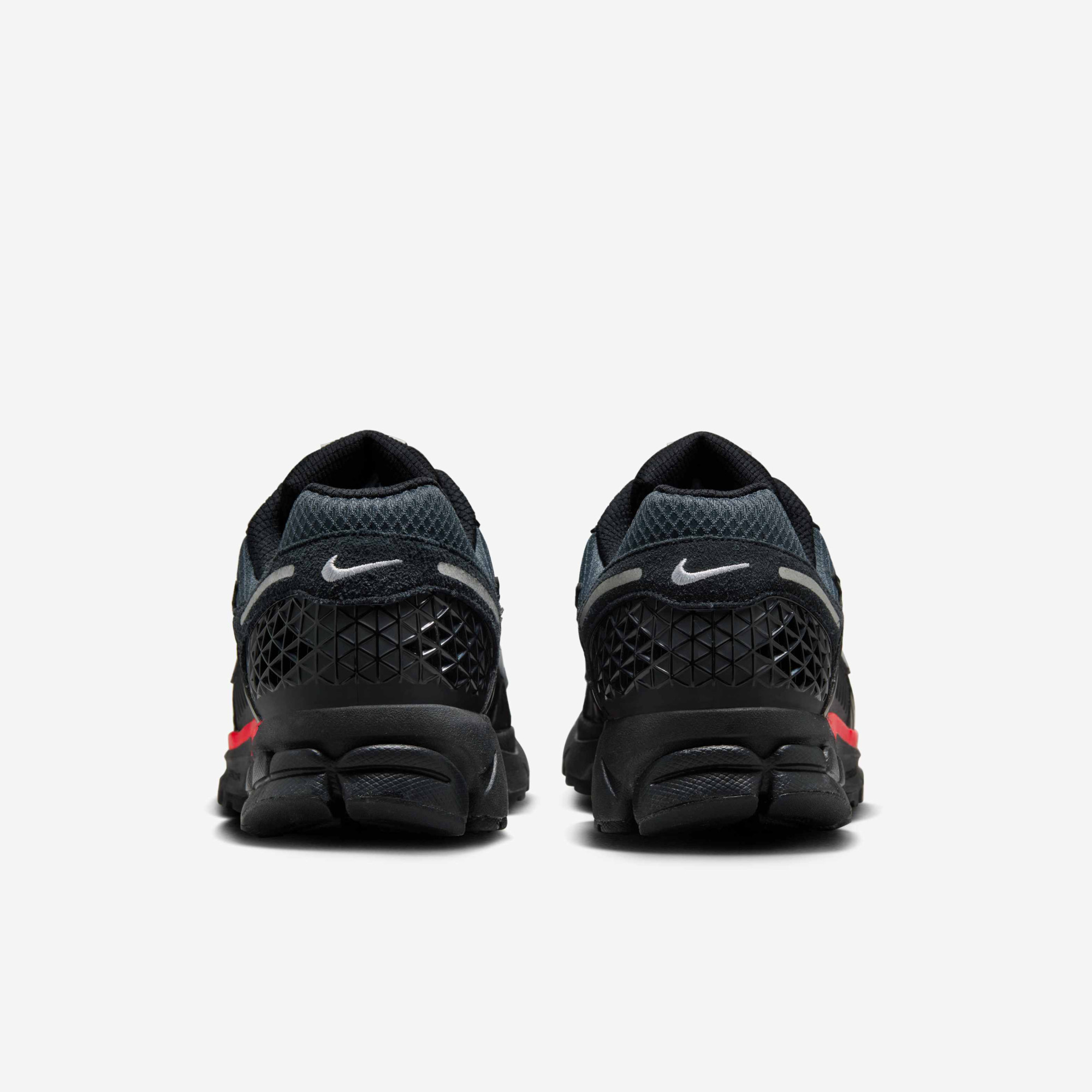 Кросівки чоловічі Nike Vomero 5 Bred Black HV2527-002