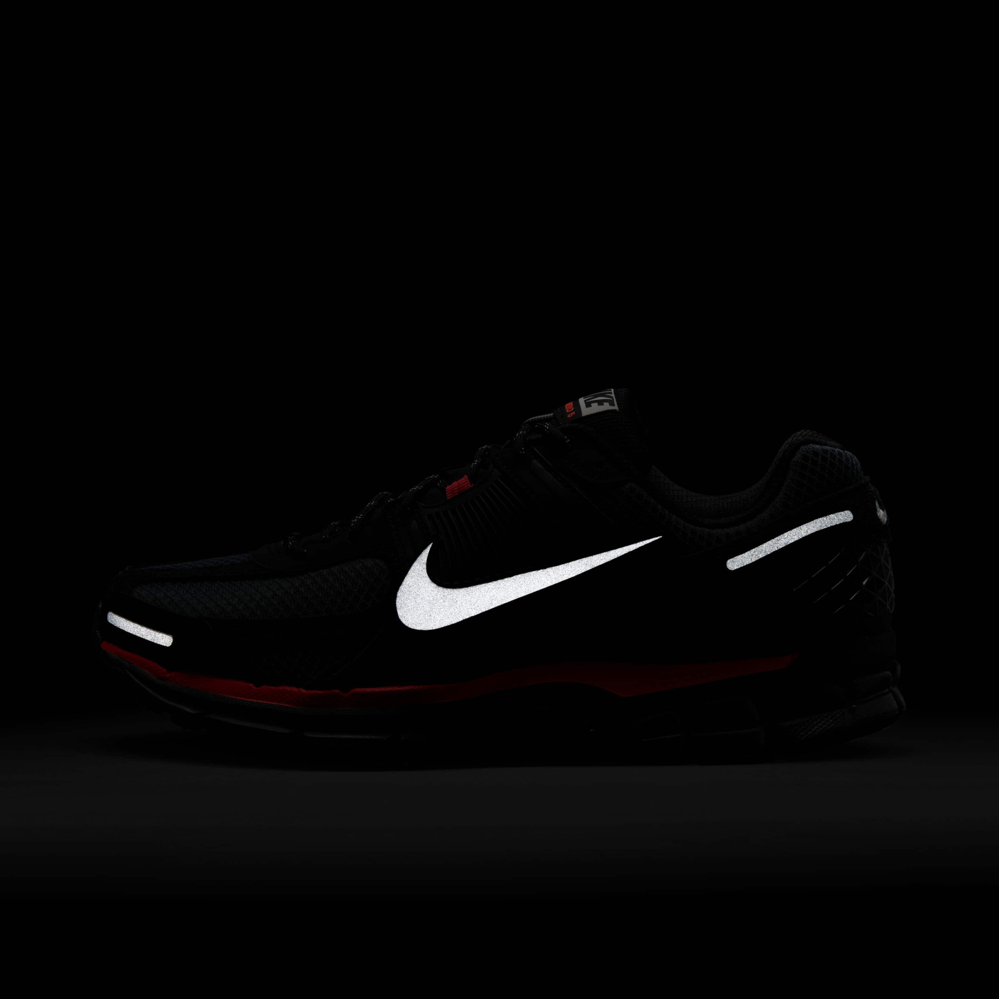 Кросівки чоловічі Nike Vomero 5 Bred Black HV2527-002