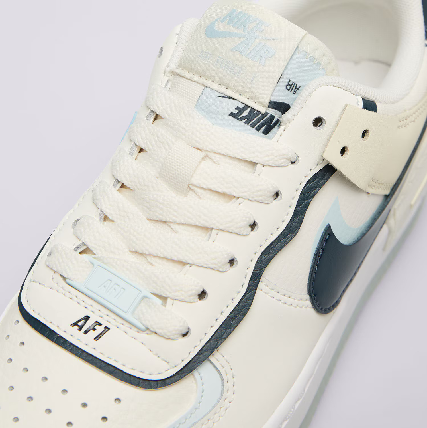 Кросівки жіночі Nike Air Force 1 Shadow Beige DZ1847-107