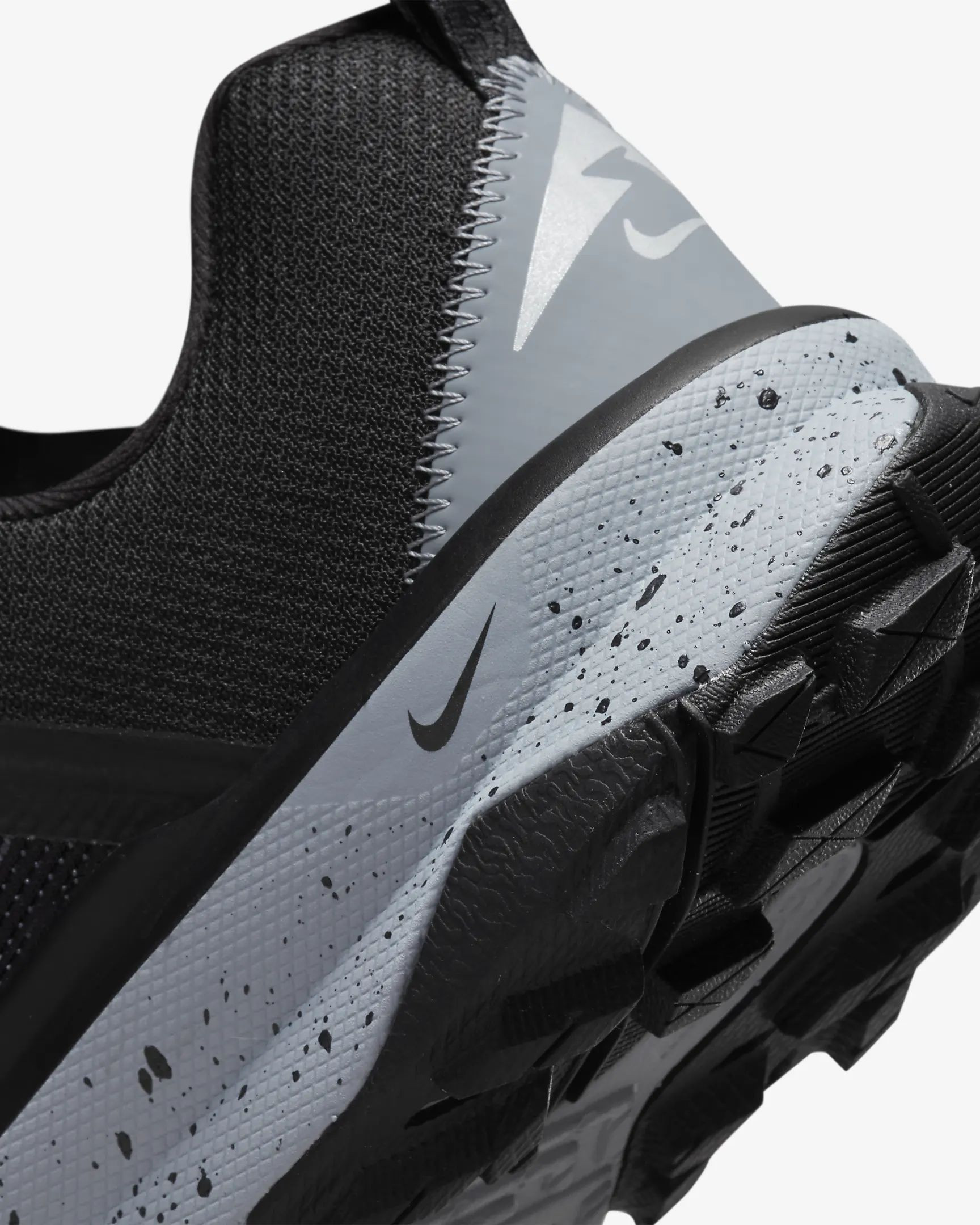 Кросівки Nike Terra Kiger 9 DR2693-001