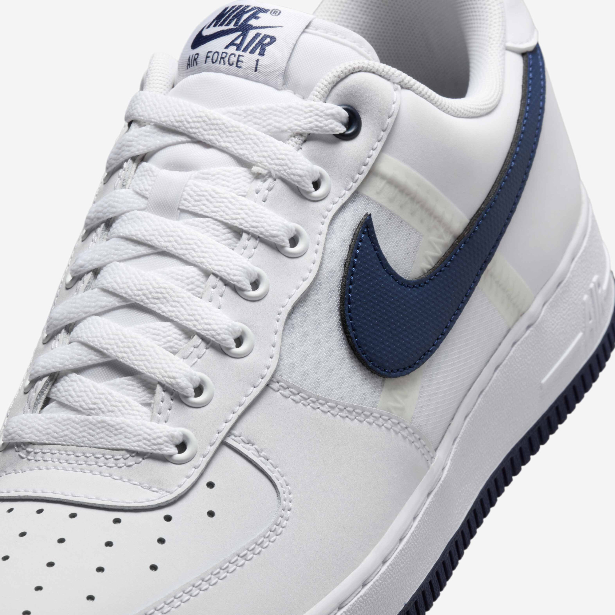 Кросівки Nike AIR FORCE 1 07 LV8 IH4462-100